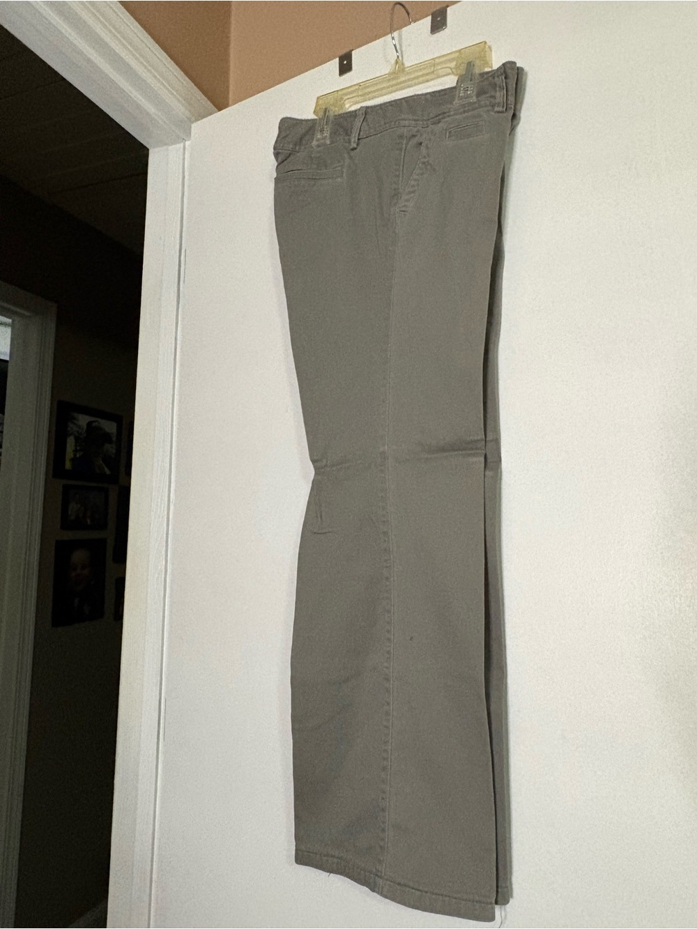 American Eagle Outfitters Women's Boot Cut Pants in Olive
